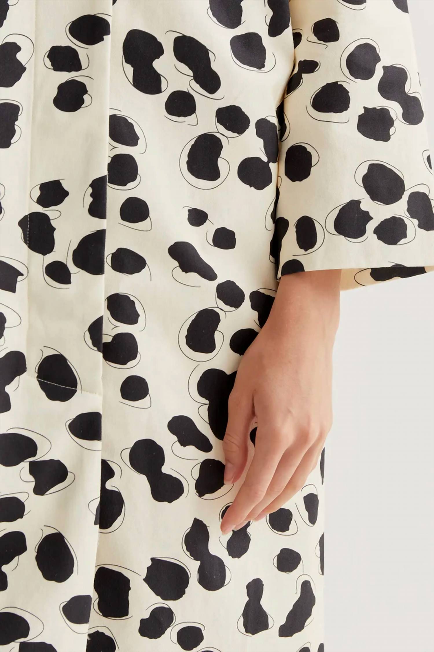 Compania Fantastica - Two-tone Button Front Trench Coat
