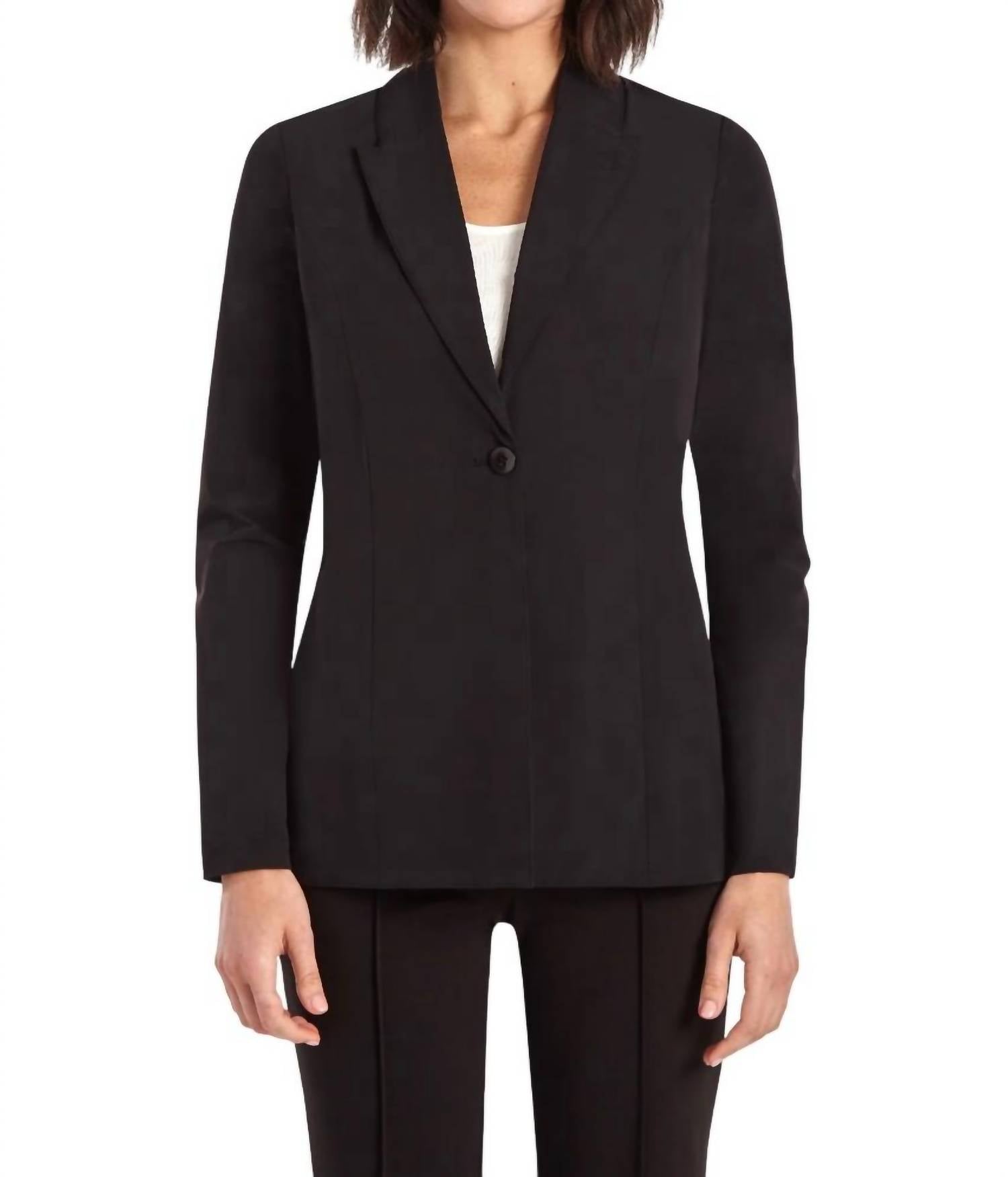 Capsule 121 - TITAN BLAZER