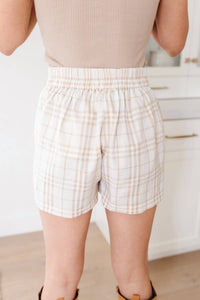 Jodifl - Dressed in Plaid Shorts