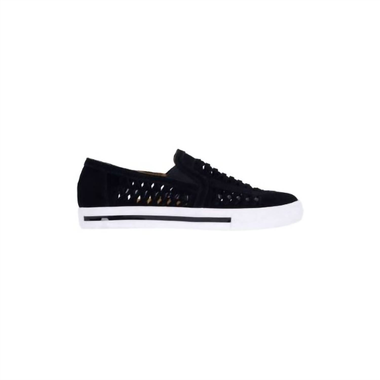 L'Amour Des Pieds - Women's Karsha Round Toe Sneaker