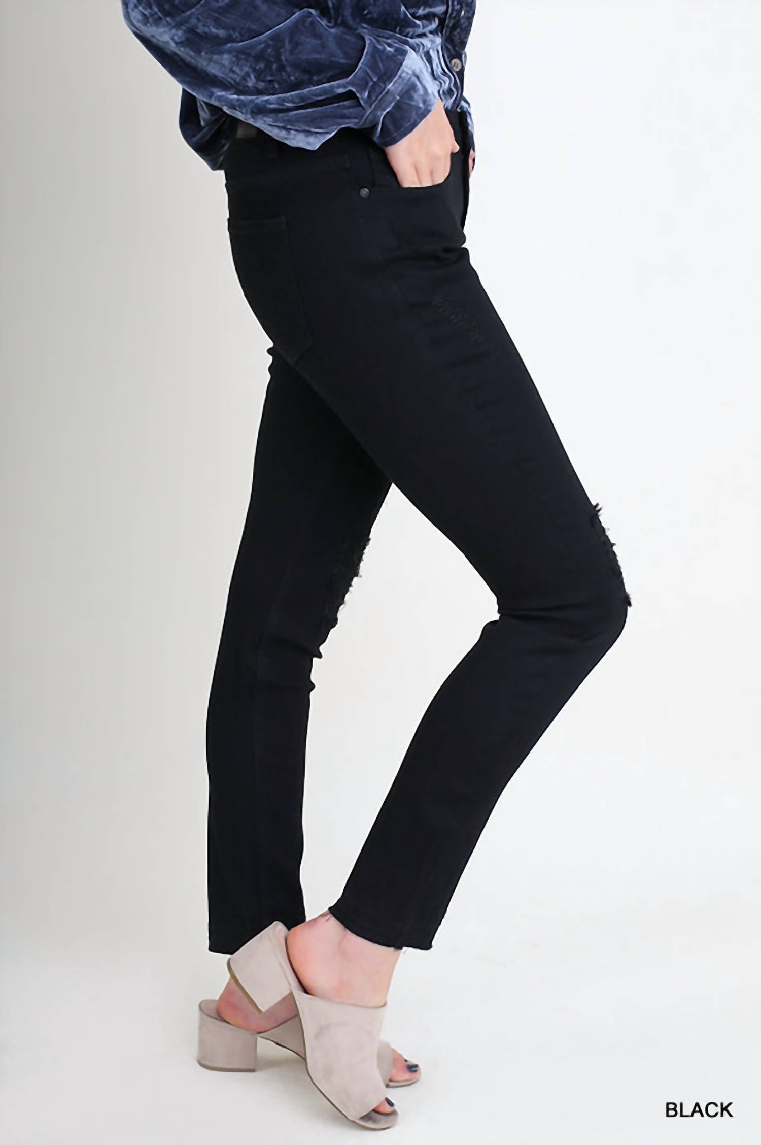 Umgee - Distressed Stretch Skinny Jeans