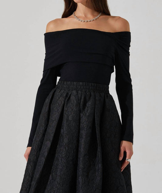 Astr - Jada Off Shoulder Top