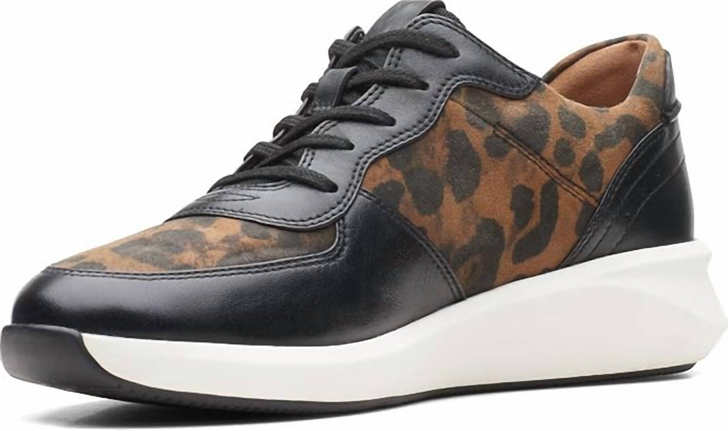 Clarks - Women's Un Rio Sprint Sneakers