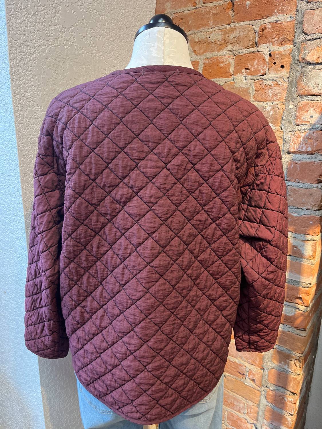 Cut Loose - Women's Quilted Bomber Jacket