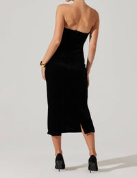 Astr - Arista Sweetheart Velvet Midi Dress