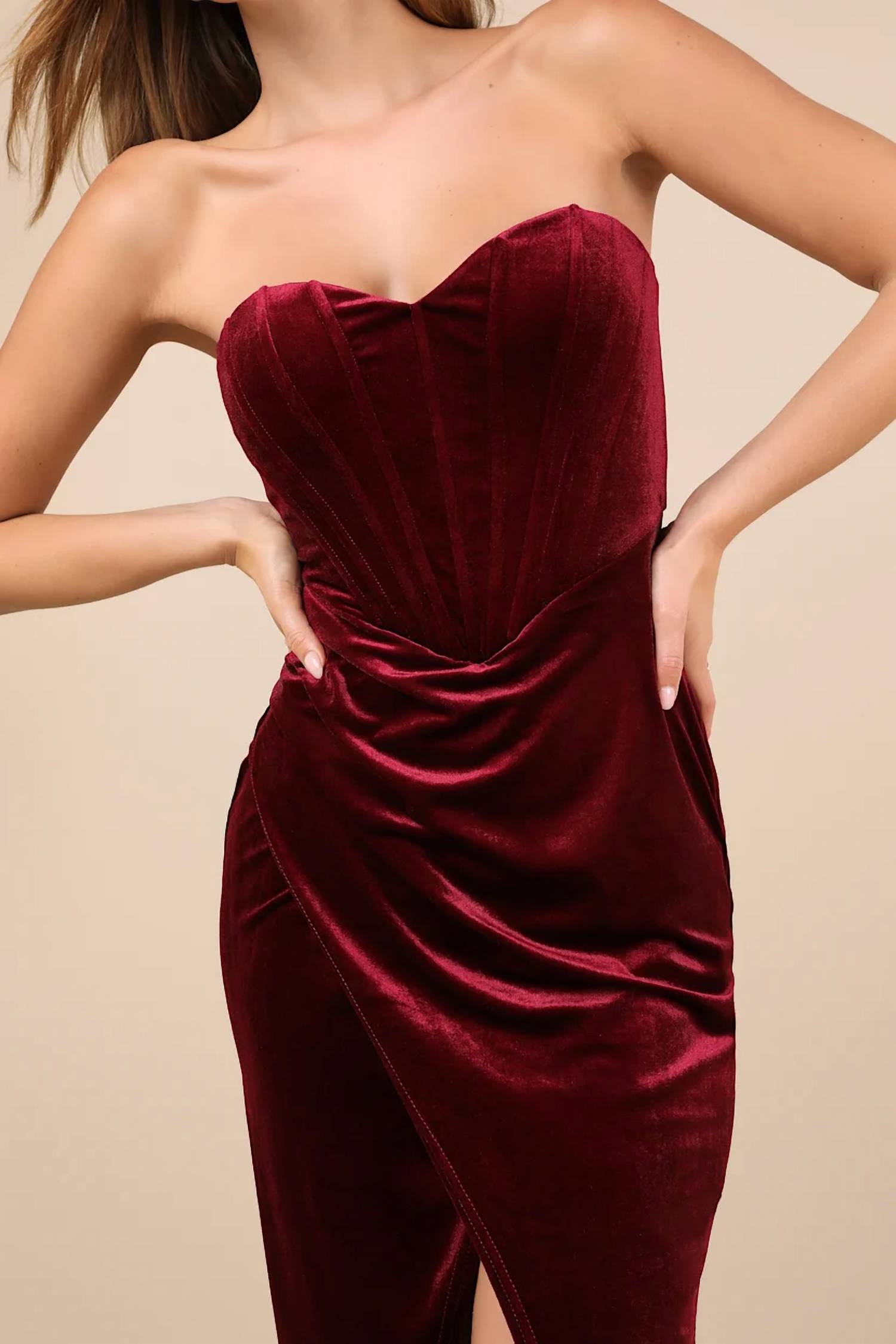 Lulus - Women's Masterfully Flirty Velvet Bustier Midi Dress