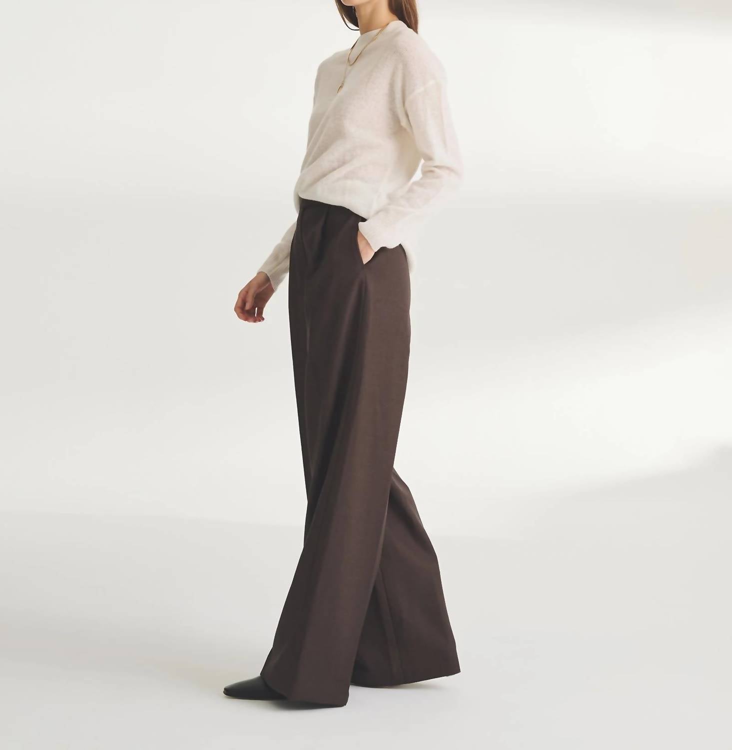Naadam - Featherweight Cashmere Crew Sweater