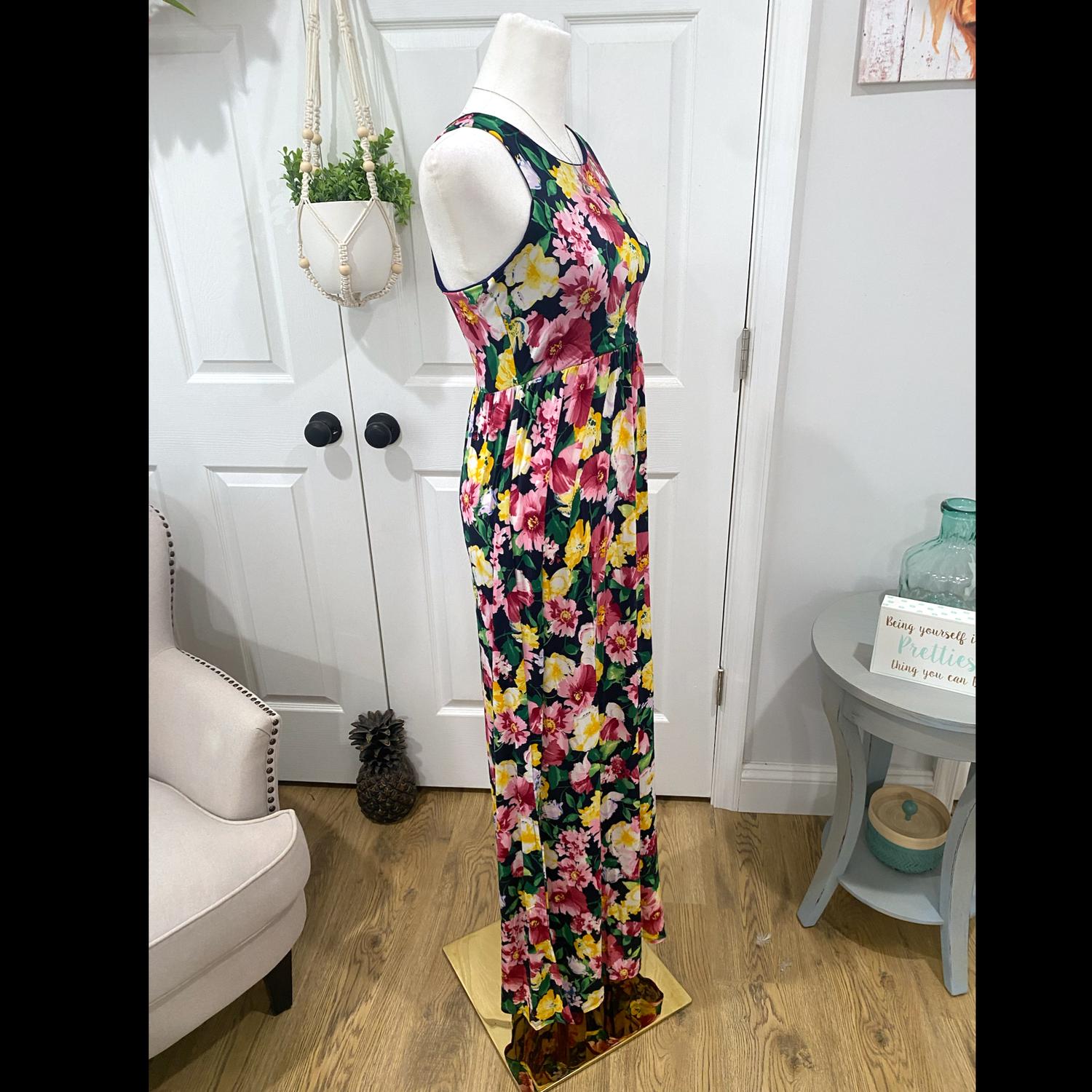 Beeson River - Garden Flower Floral Slit Maxi Dress