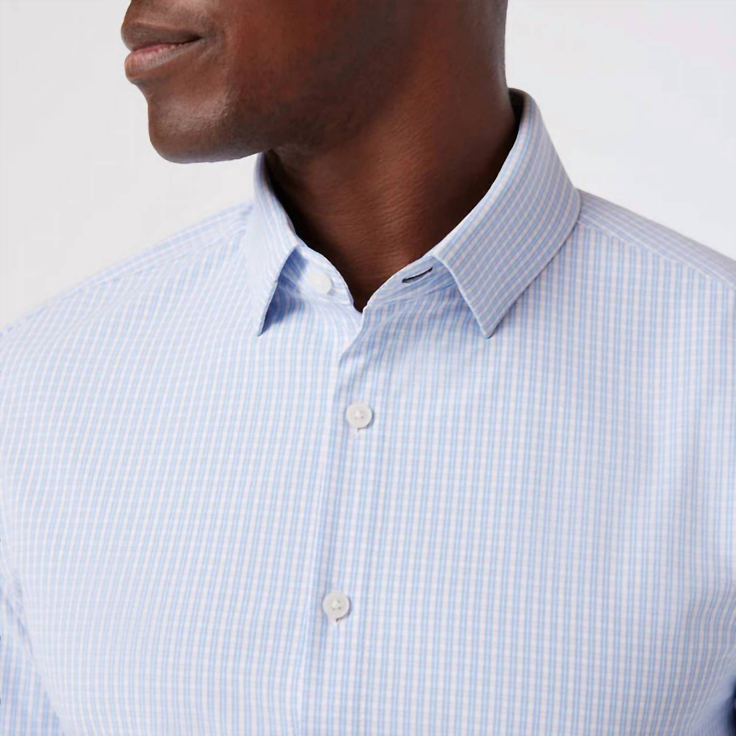 Mizzen + Main Leeward Classic Fit Long Sleeve Dress Shirt in cornflower winston check - men's shirt - detail view