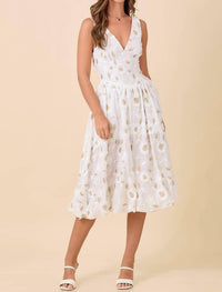 Main Strip - Low V-neck 3d Floral Midi Dress
