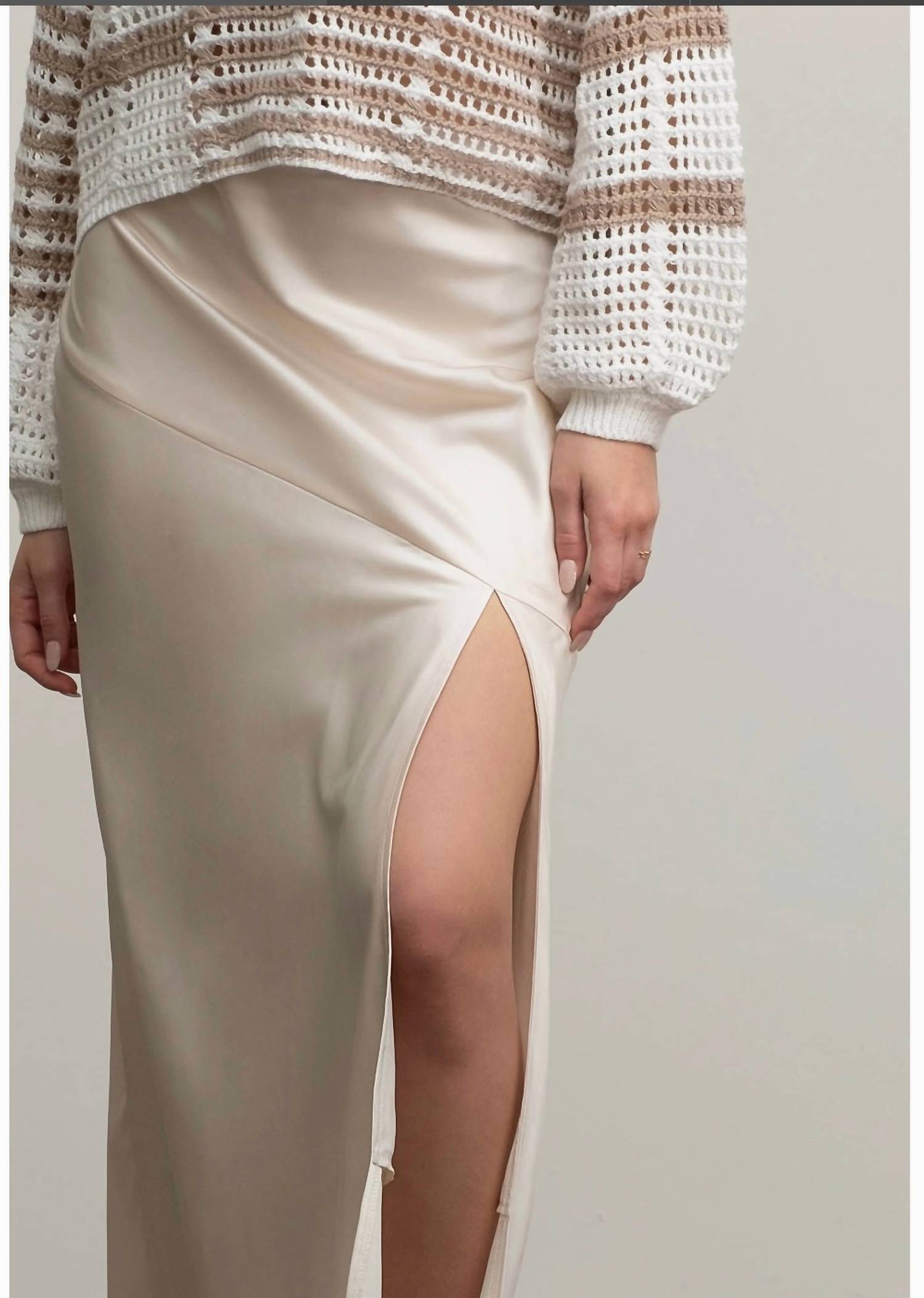 Blu Pepper - High Slit Maxi Skirt