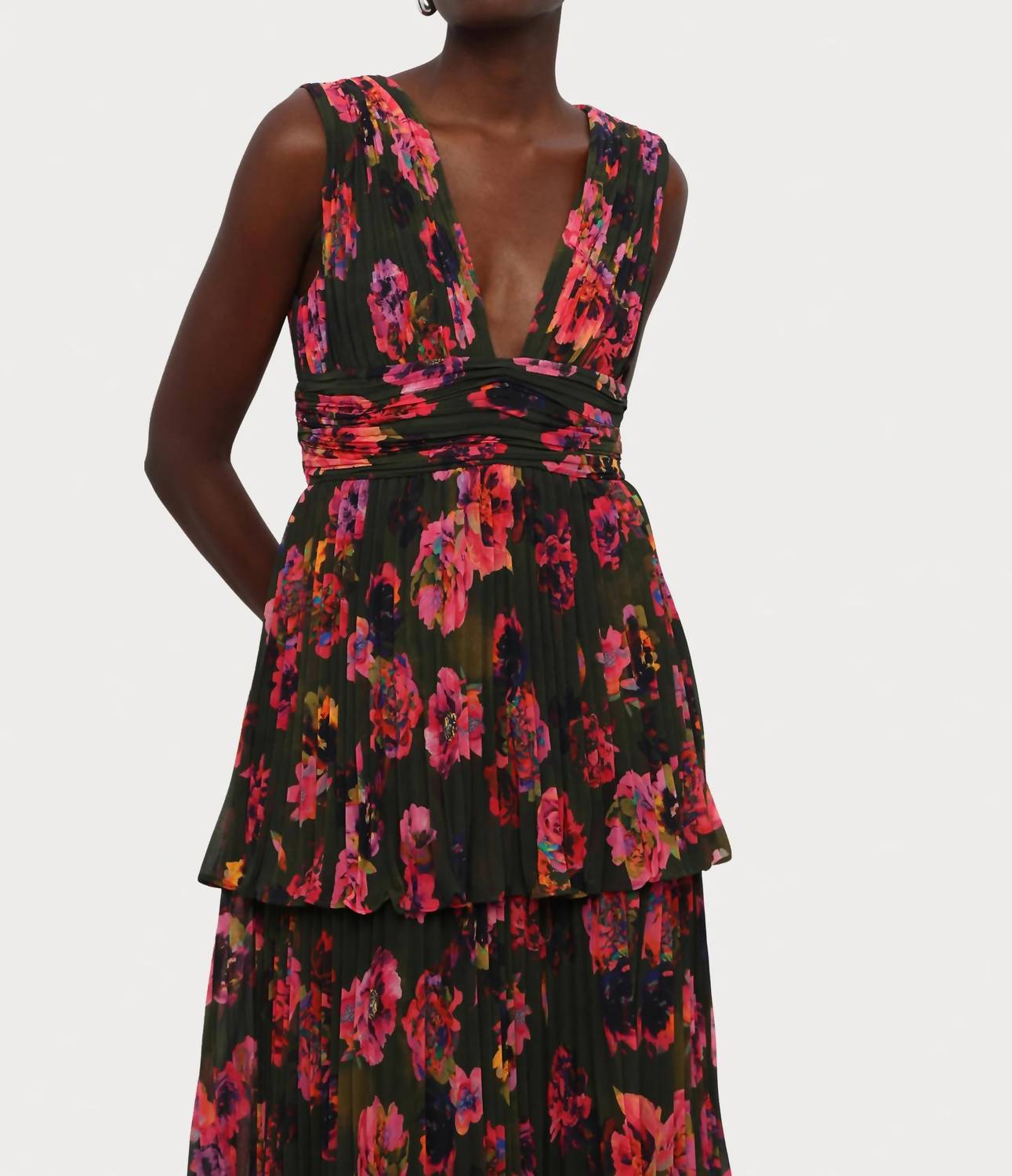Amur - Fluer Deep V Pleated Gown