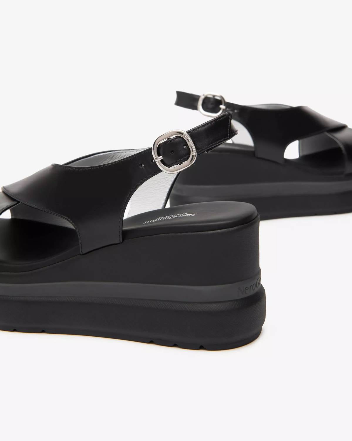 Nerogiardini - Women's Gladys Crossover Strap Sandal