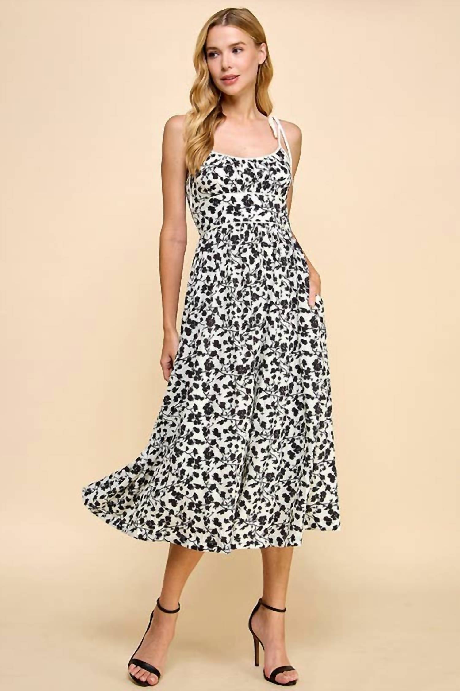 Tcec - Floral Print Scoop Neckline Midi Dress