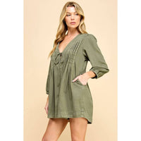 Veveret - V-neck Puff Sleeve Denim Romper