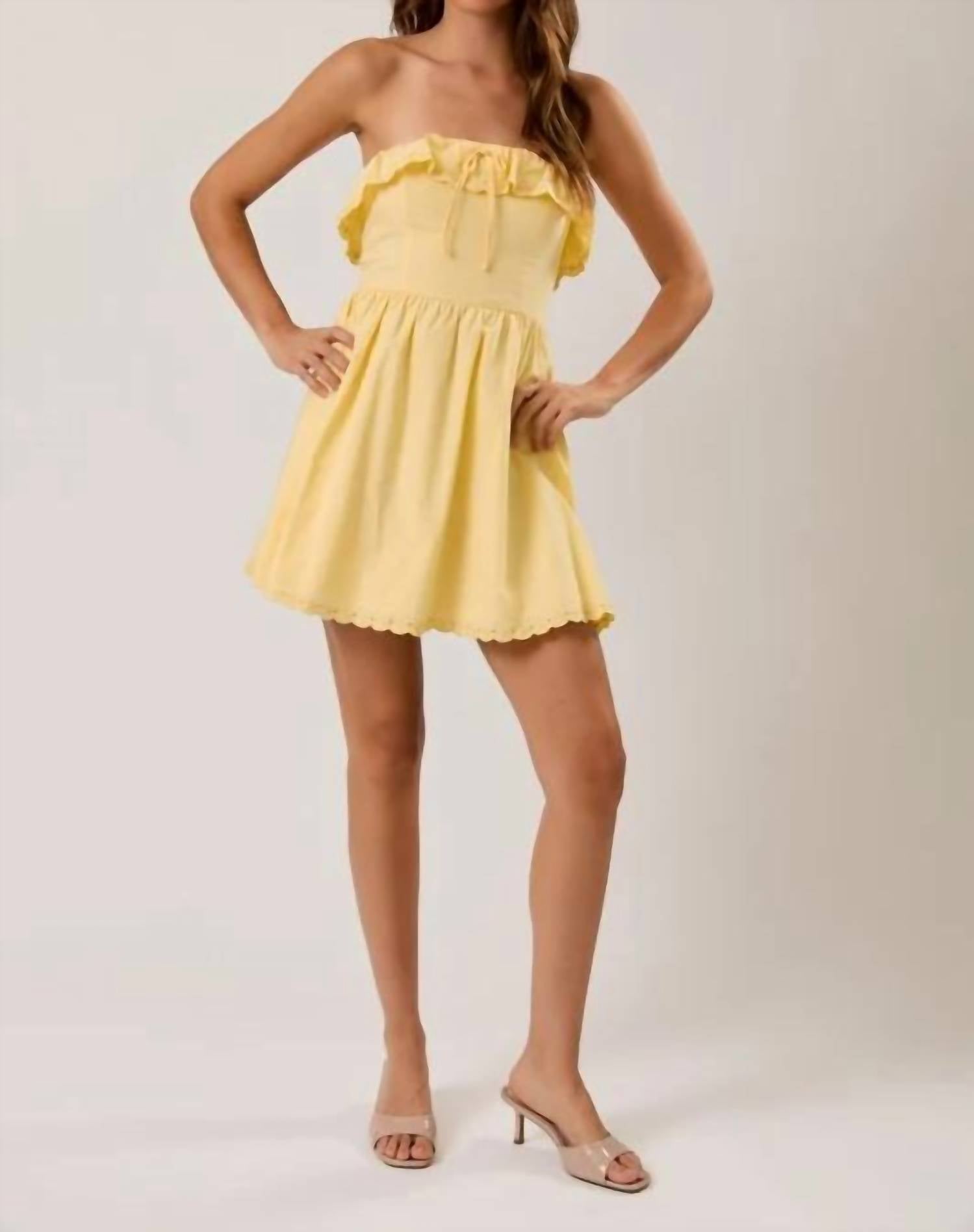 Le Lis - Strapless Eyelet Scallop Hemline Detail Mini Dress