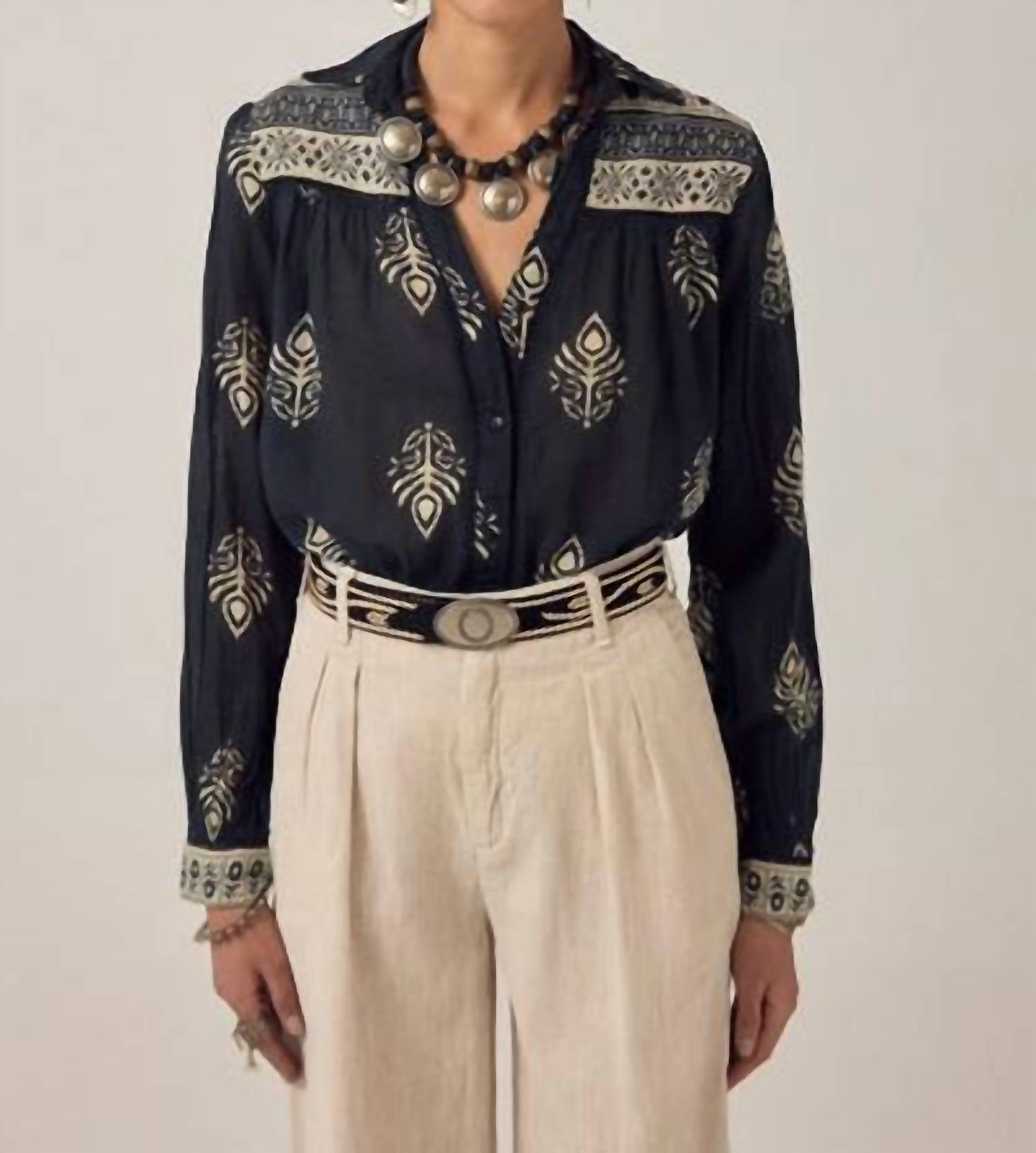 Maison Hotel Rani Shirt in black henna - women's shirt