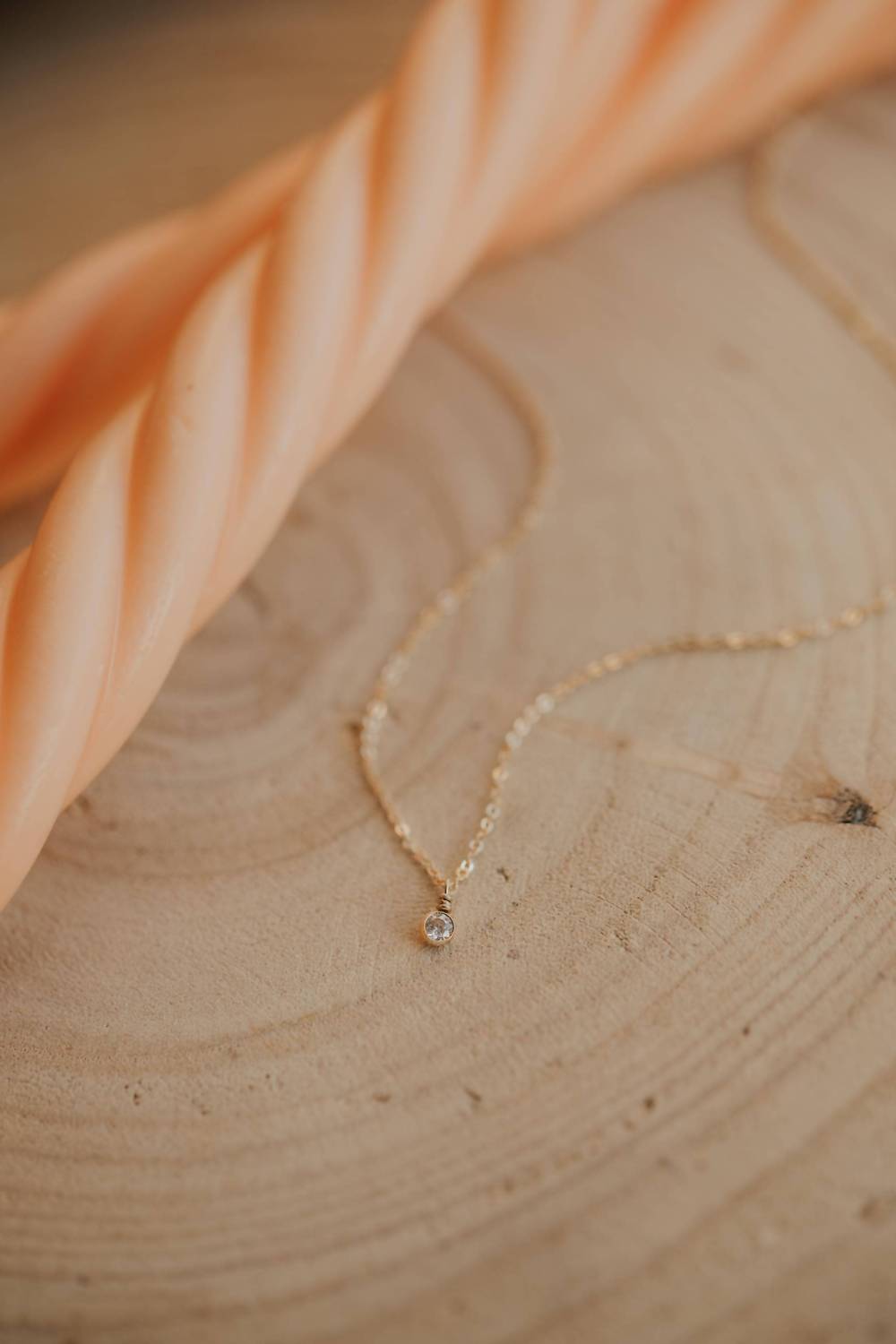 Hello Adorn - Women's Solitaire Necklace