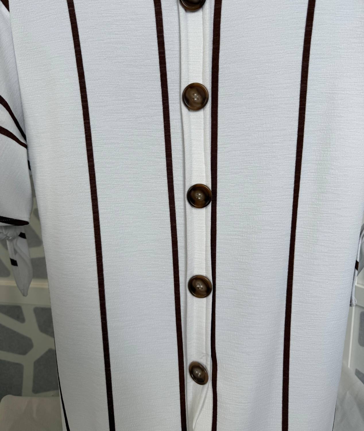 Frank Lyman - Vertical Stripes Top
