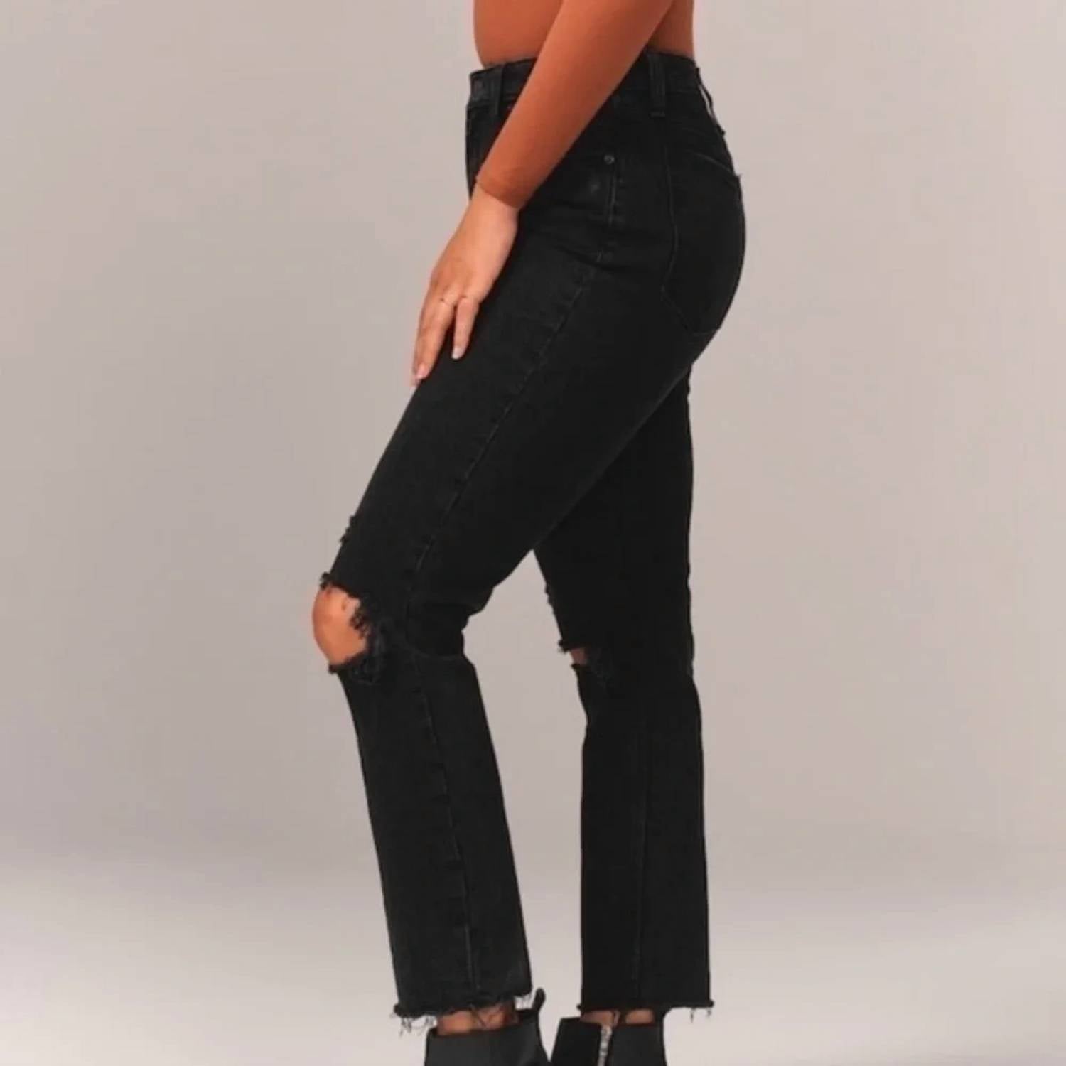 Abercrombie & Fitch - Curve Love Skinny Jeans