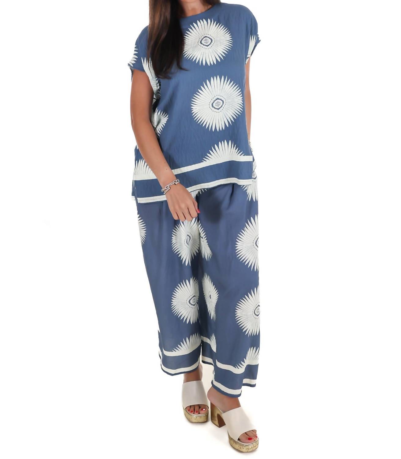 Umgee - Women's Weekend Gallery Abstract Top