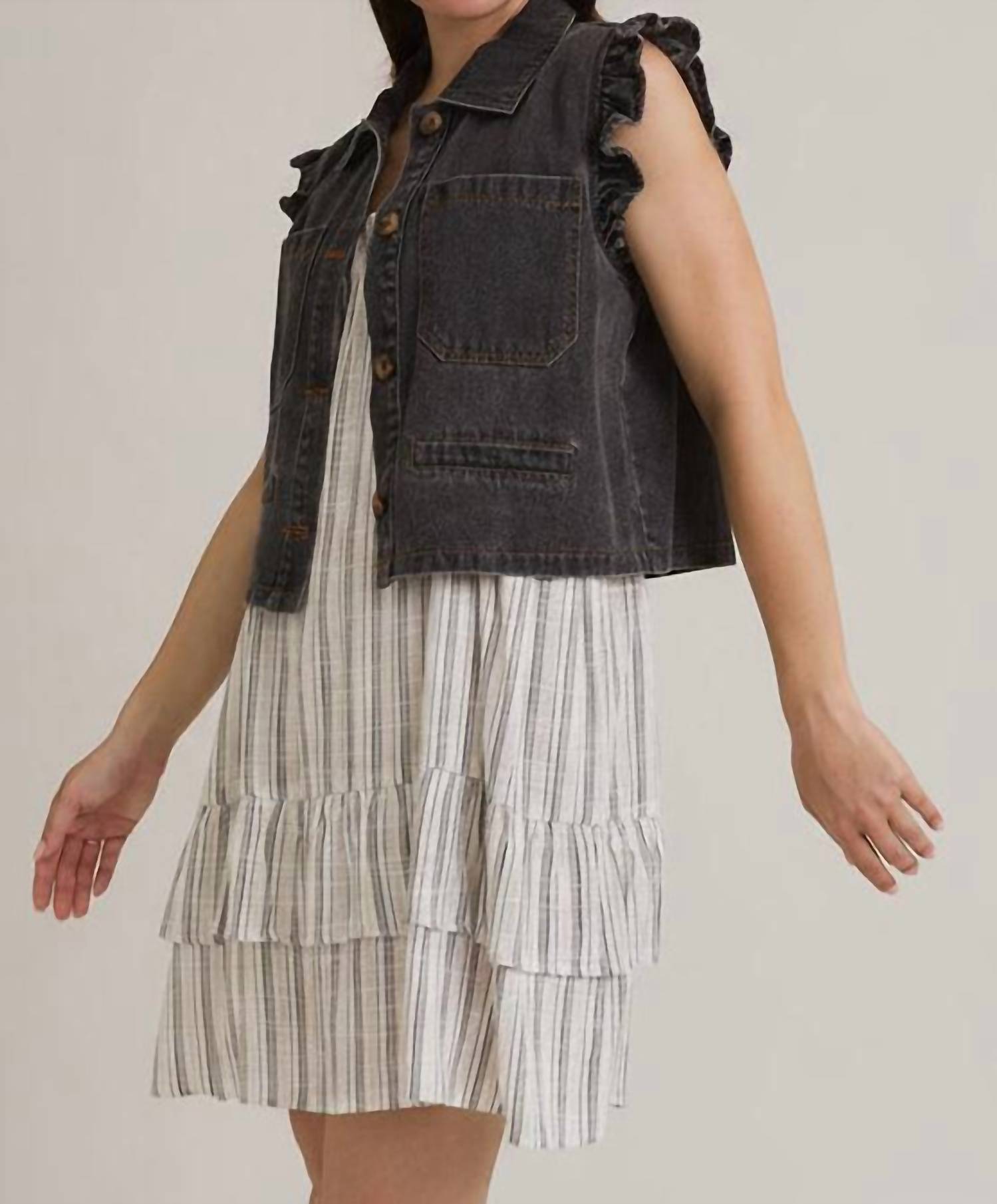 GILLI Peyton Ruffle Detail Jean Vest in charcoal denim - women's jacket - detail view