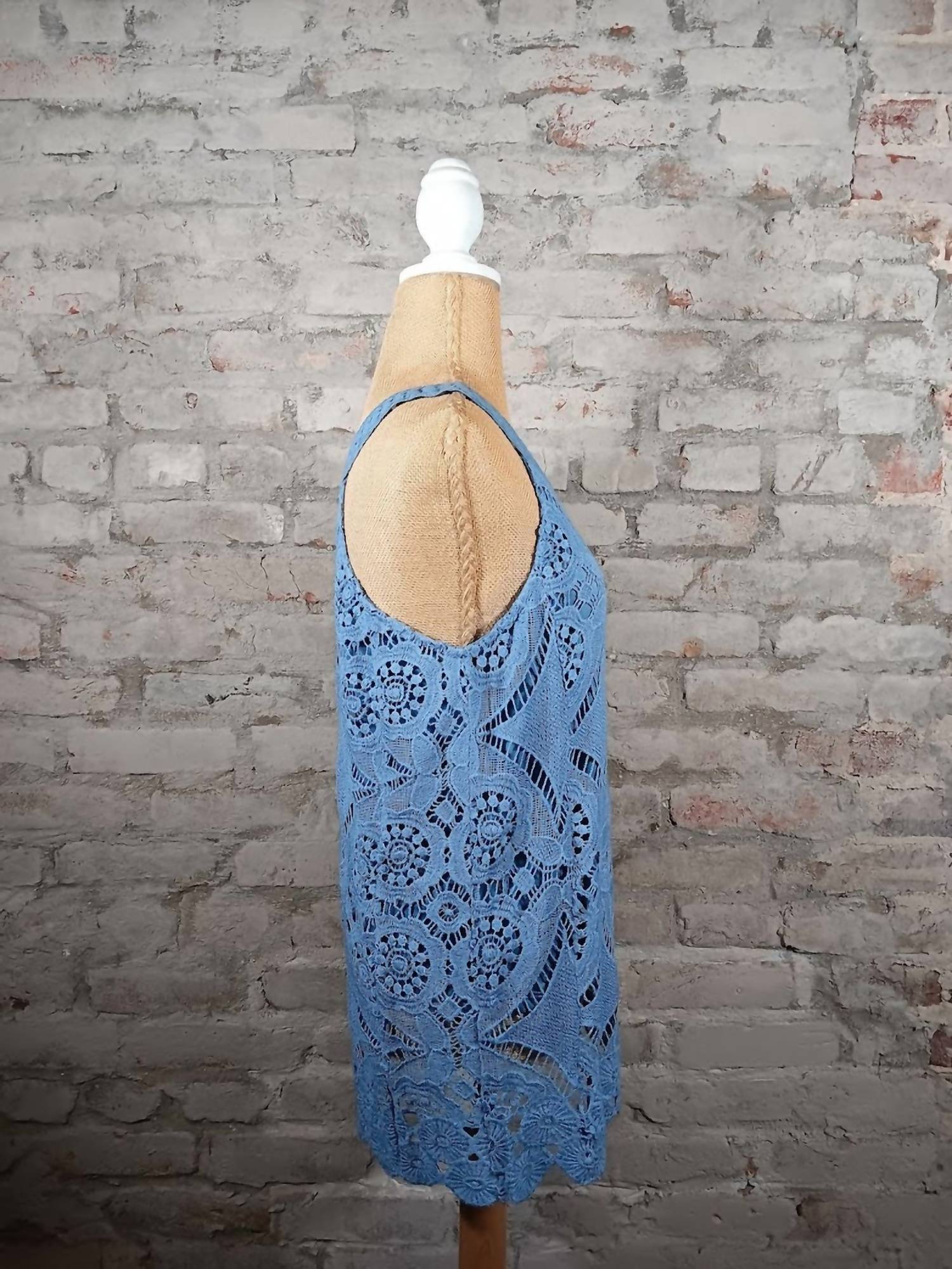 Keren Hart - Women's Lace Tank