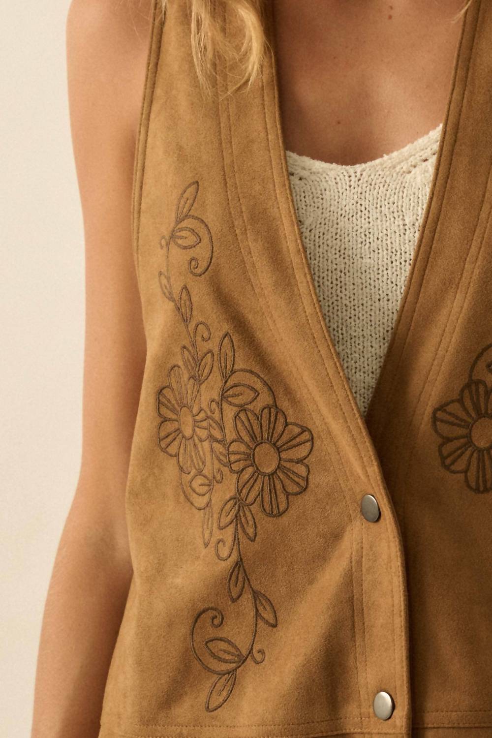 Promesa - Floral Embroidered Faux Suede Snap-front Vest