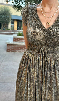 Moon River - V-neck Pleated Midi Dress
