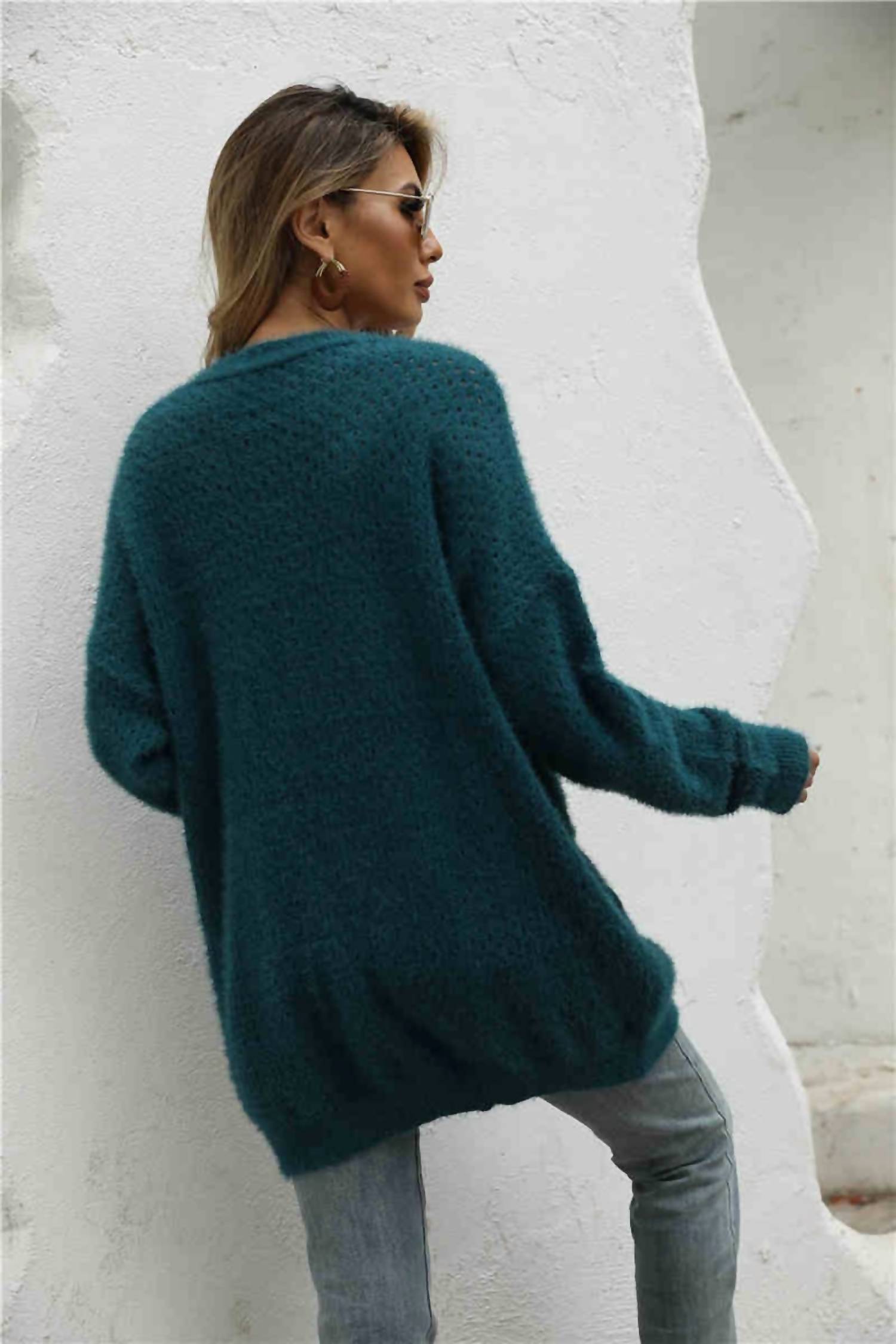 Epretty - Fuzzy Eyelash Cardigan Sweater