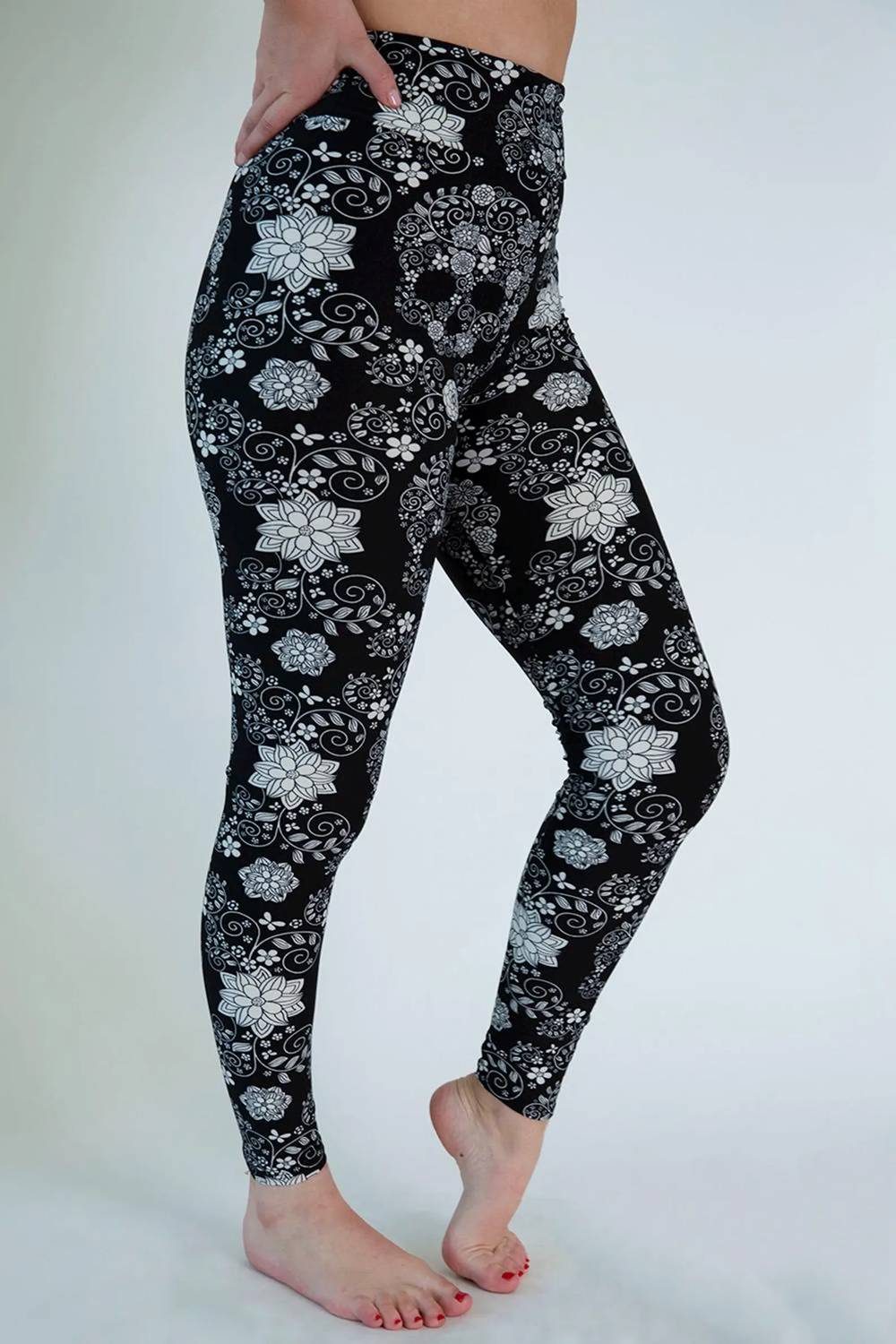 Boutique Only - Skull Floral Print Pocket Leggings