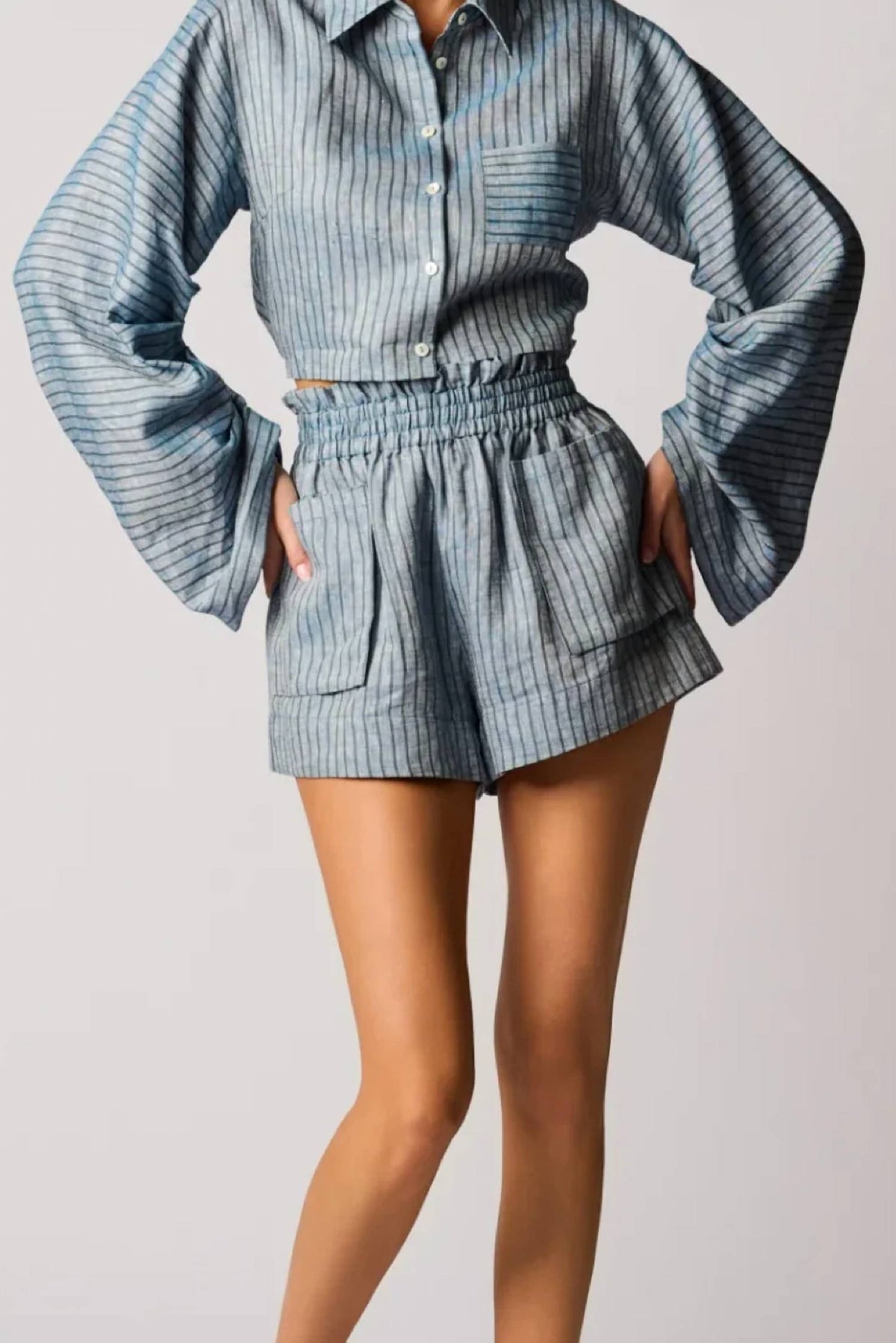 Hevron - Mira Short