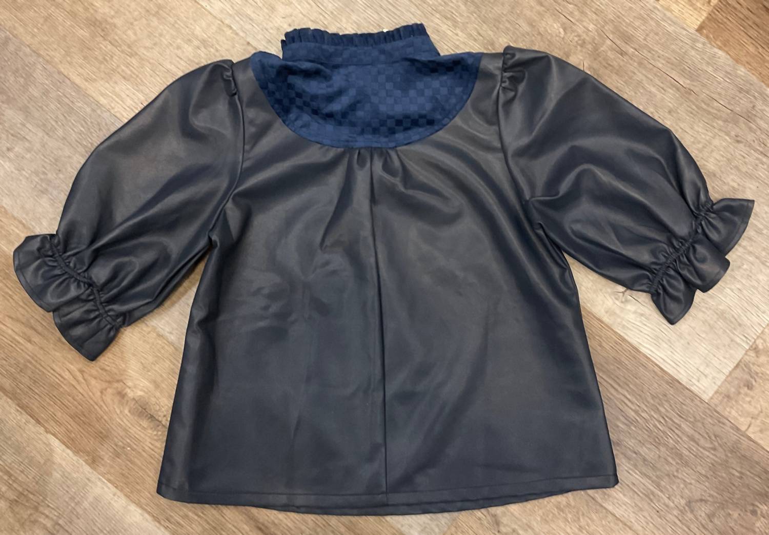 Voy - Women's Vegan And Suede Detail Top