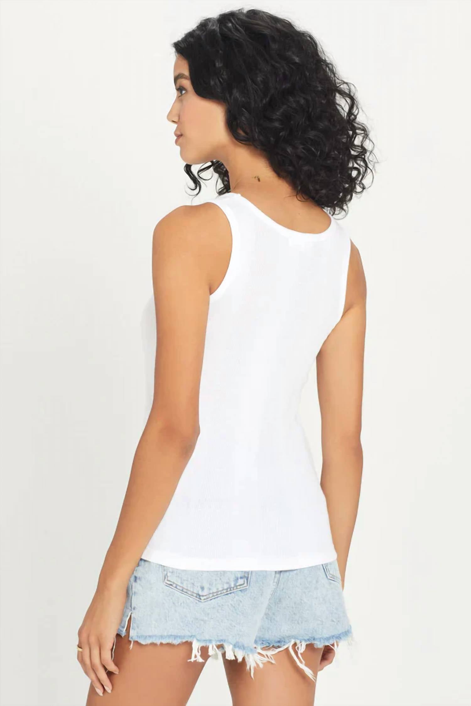 Goldie - Crew Neck Sleeveless Rib Tank Top