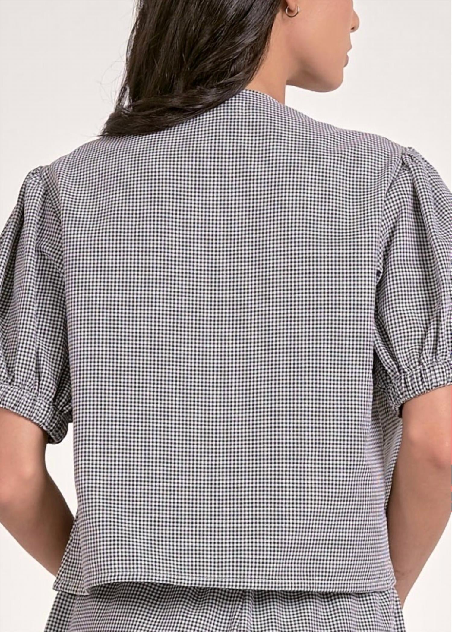 Elan - Wren Seersucker V-neck Blouse