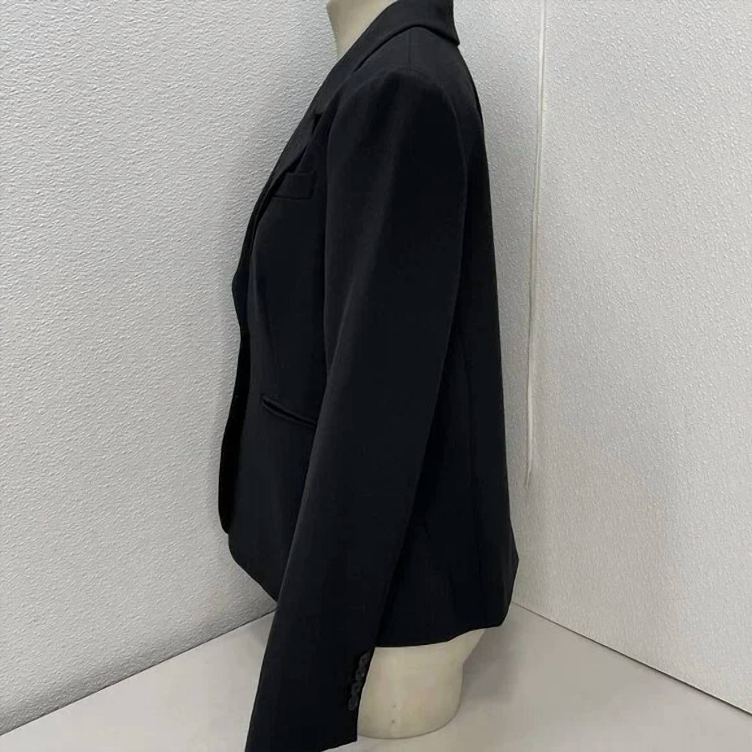 Argent - Women's Schoolboy Textured Crepe Blazer