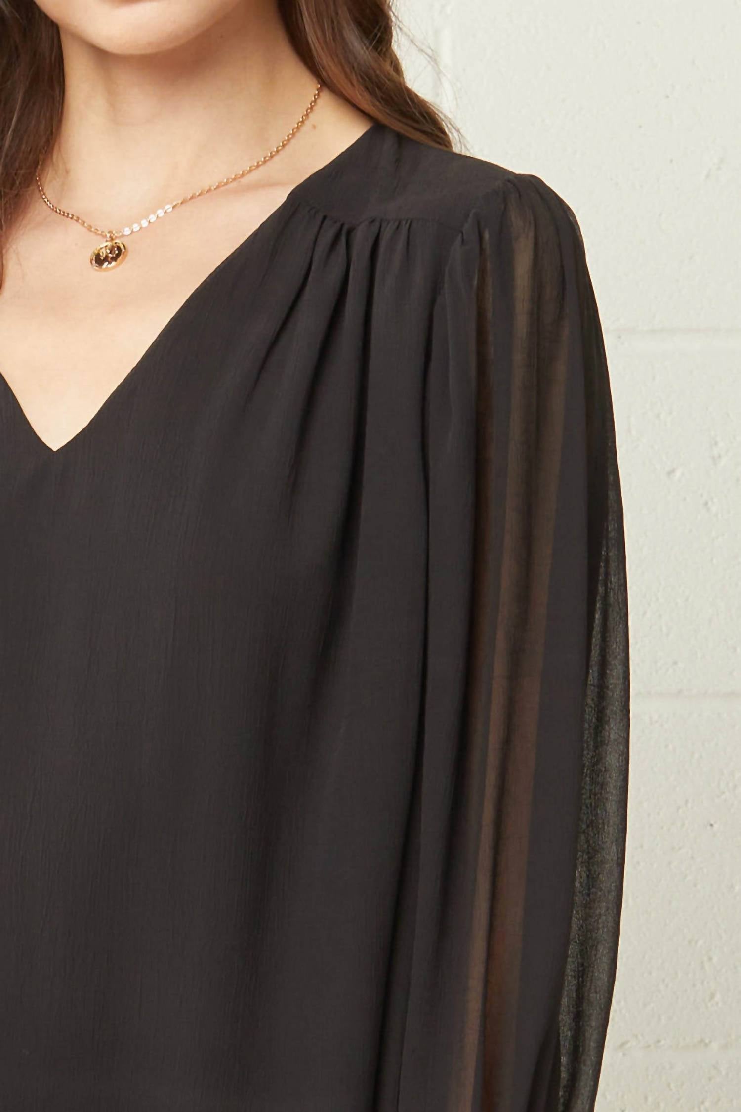 Entro - Textured V-neck Top