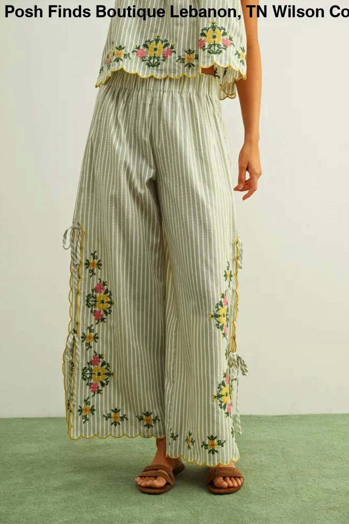 Miou Muse - Women's Floral Embroidery With Striped Pants