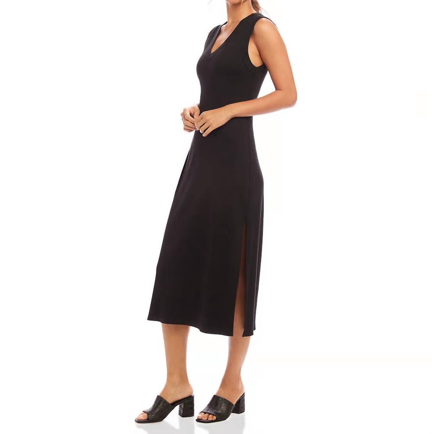 Karen Kane - Ribbed V-neck Midi Column Dress
