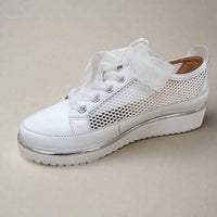 L'Amour Des Pieds - Women's Zafira Lightweight Sneakers