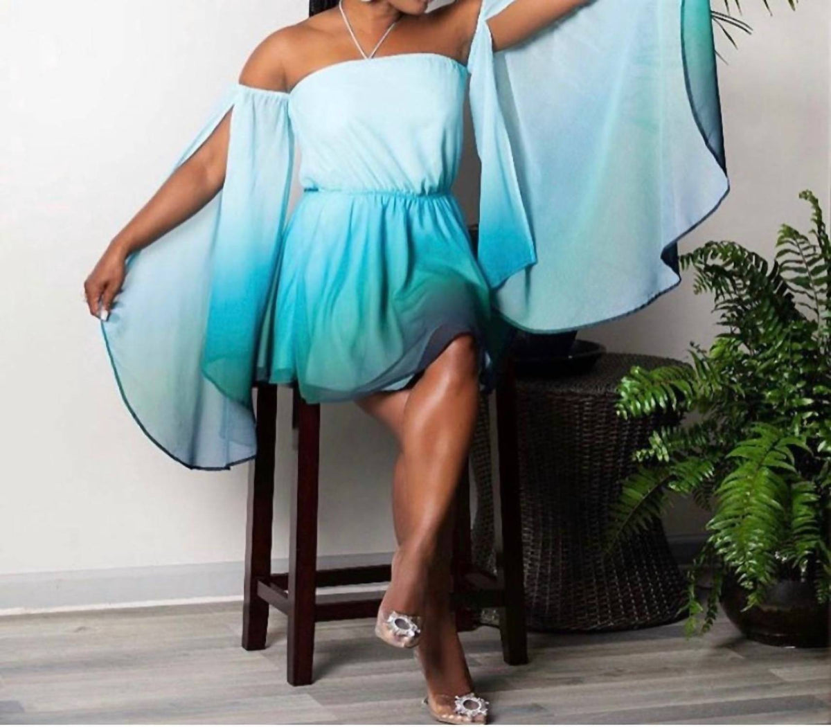 Latiste - Off The Shoulder Mini Dress