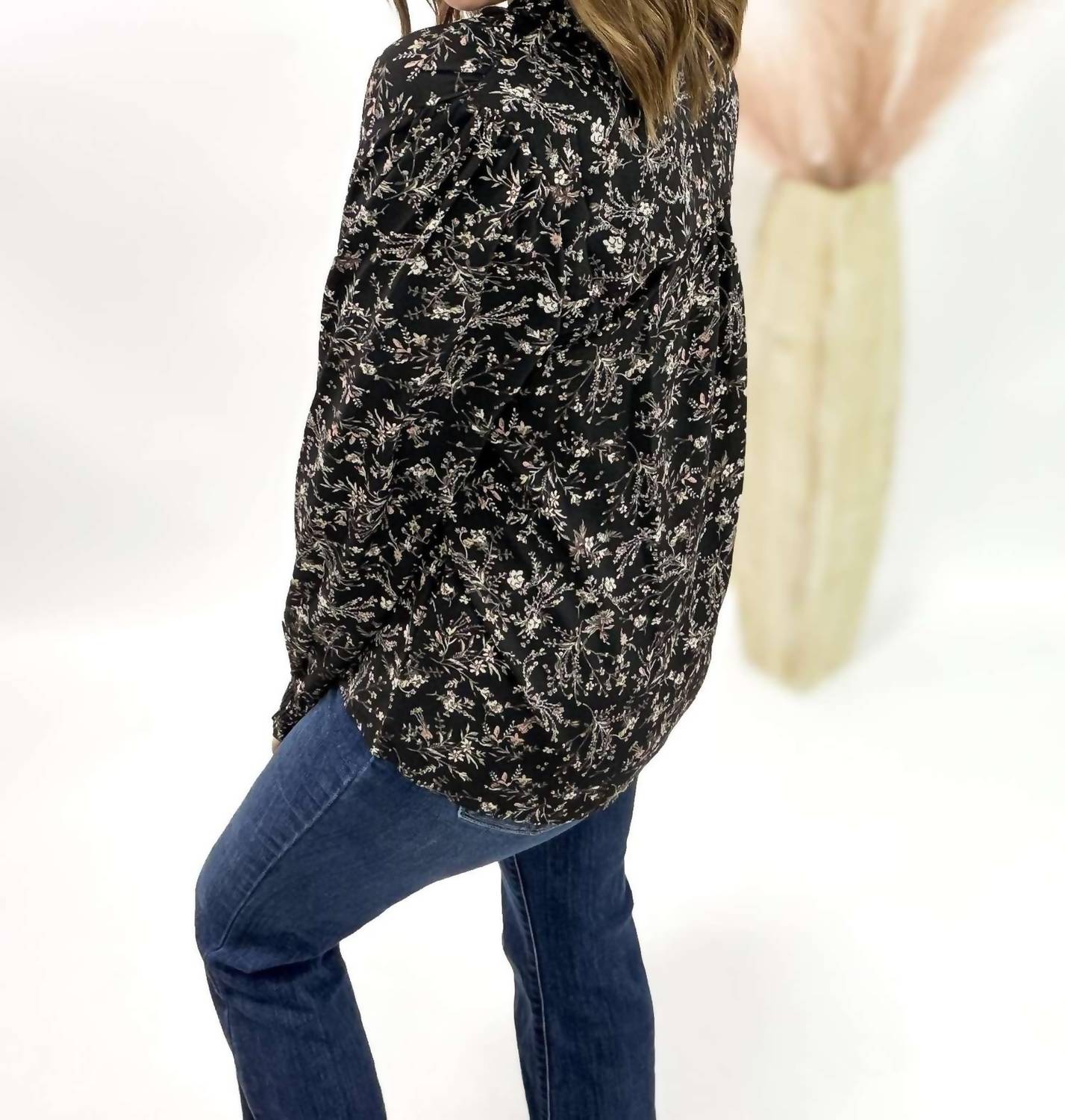 Staccato - Floral V-neck Blouse