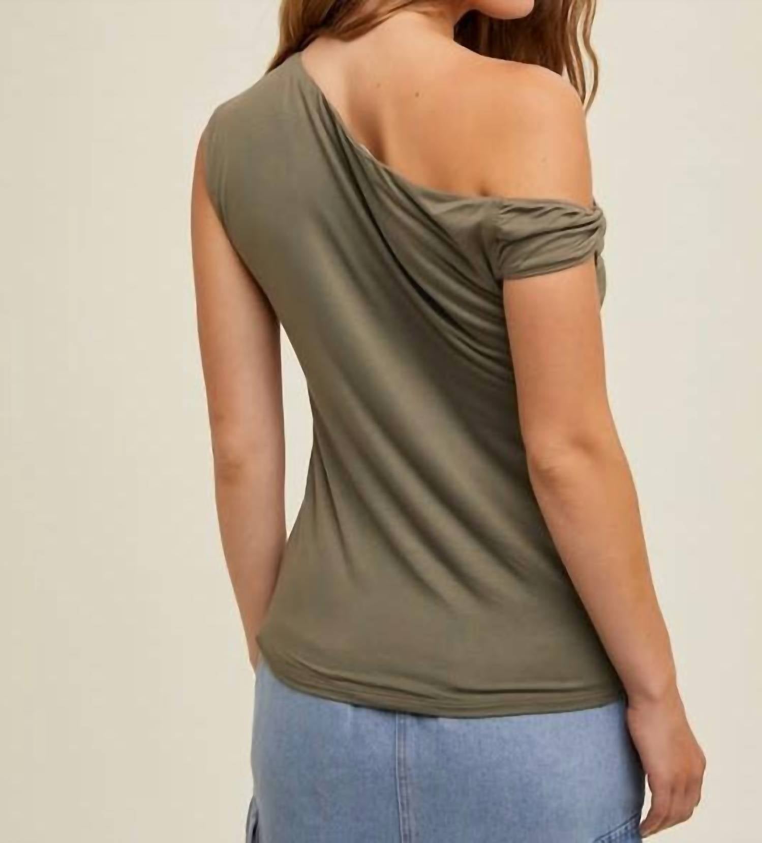 Wishlist - Asymmetrical One Shoulder Knit Top