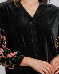 umgee Puff Sleeved Velvet Top in black - women's shirt - detail view