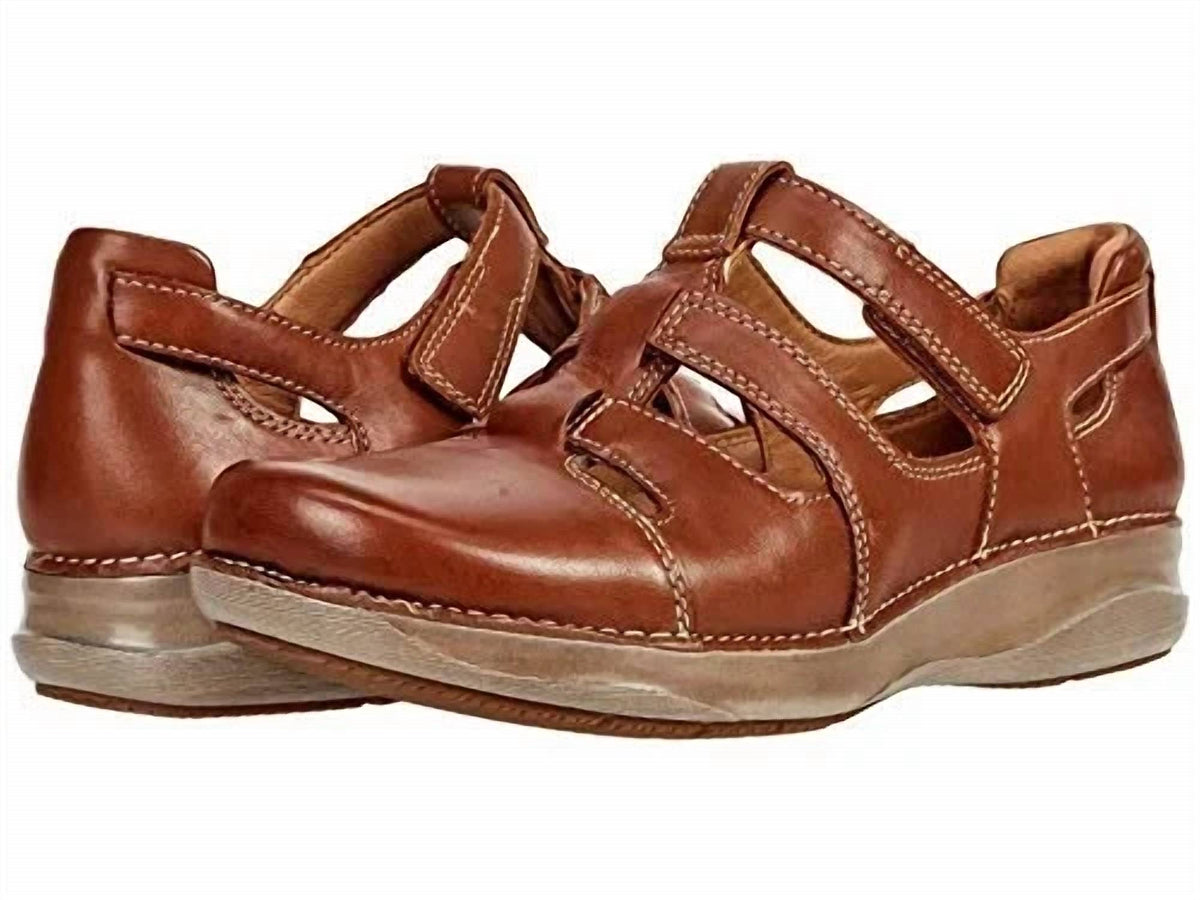 Clarks - Women's Appley Strap Mary Jane Flat Shoes