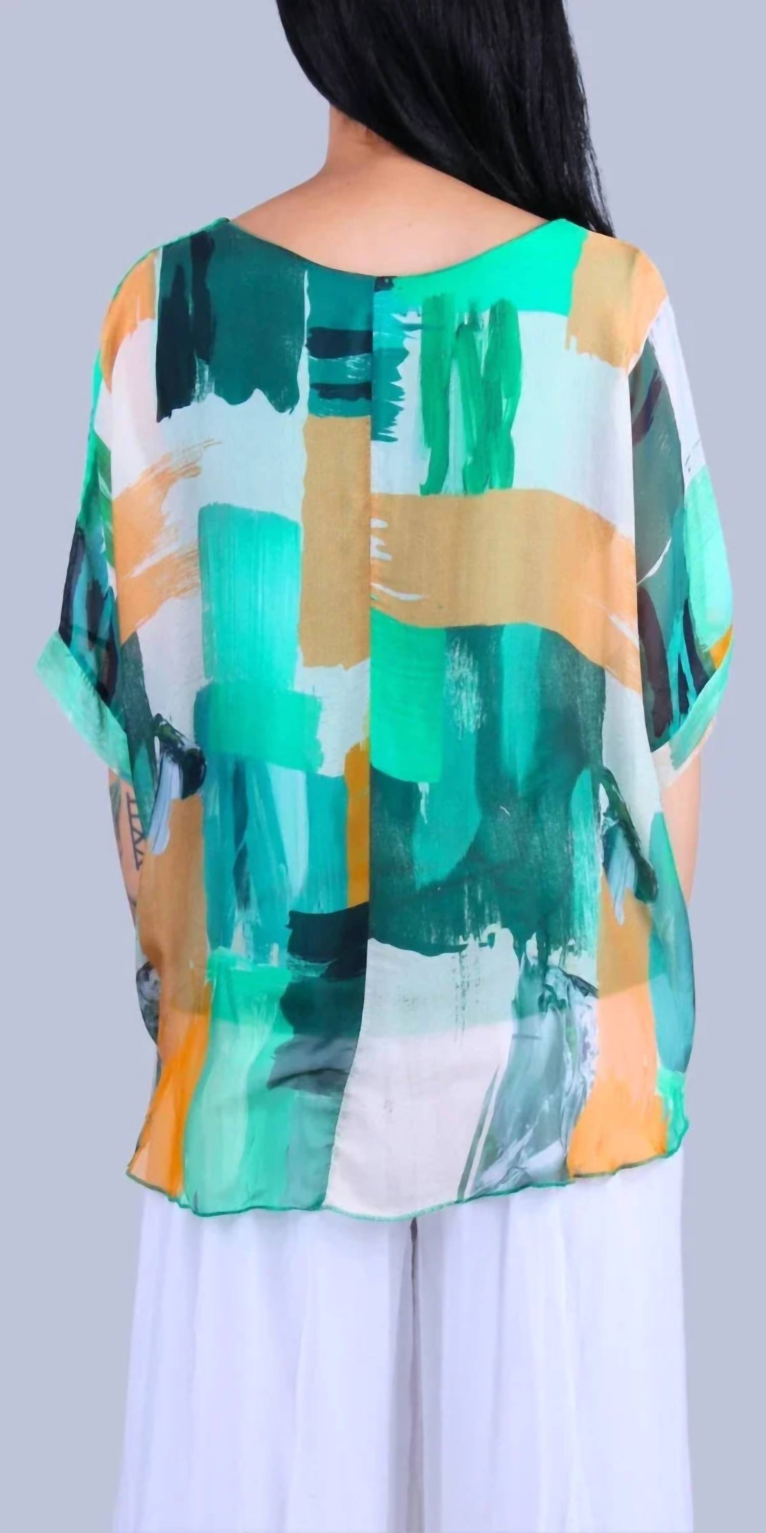 GIGI MODA Carmelina Brushstroke Blouse in emerald green - women's blouse - detail view