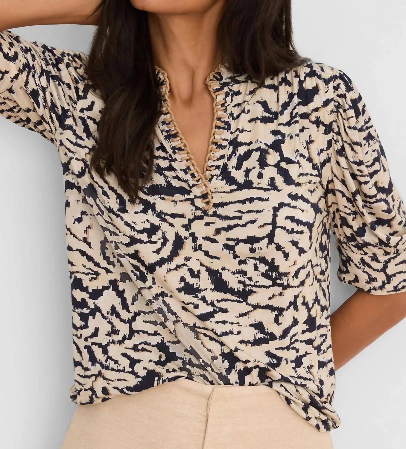 Nic + Zoe - Contrast Swirl Top