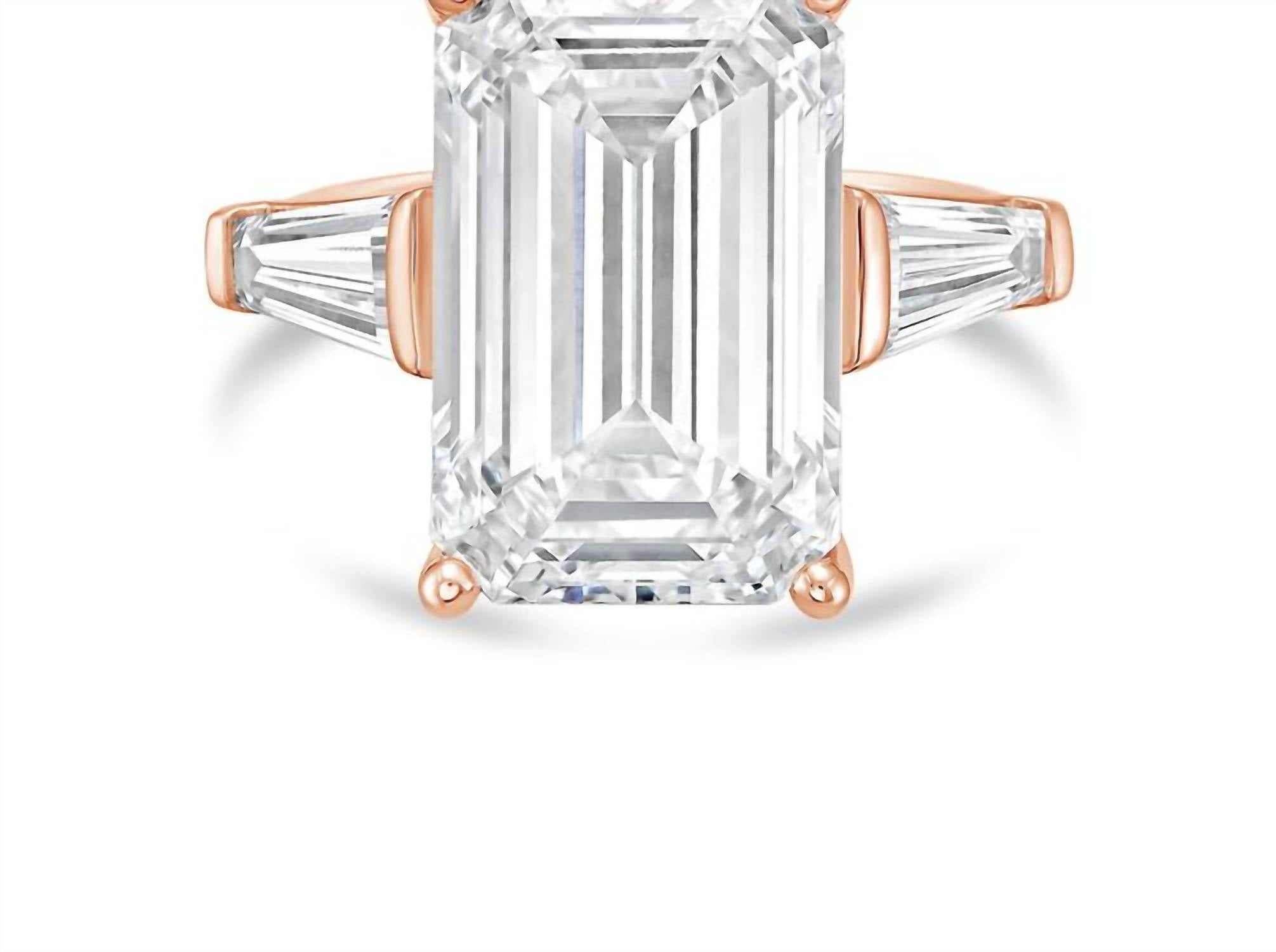 Diana M Jewels - Women's Emerald & Baguette Lab-Grown Diamond Fashion Ring (20.00 Ct) - Signature