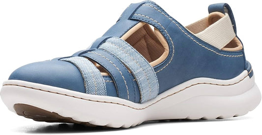 Clarks - Women's Teagan Step Sneaker