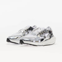 Adidas - Women's Ultraboost 22 Sneaker